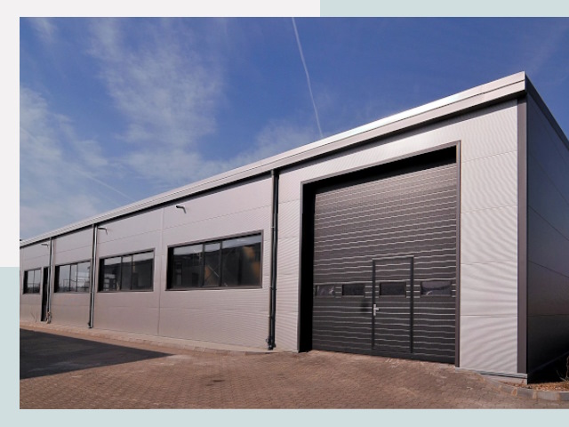 Быстровозводимые склады от СтальСтрой-Рлв по цене 617 руб.